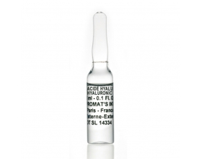 Dung dịch dưỡng da chứa axit hyaluronic giúp giữ ẩm, làm mềm mịn da, dùng cho da mặt